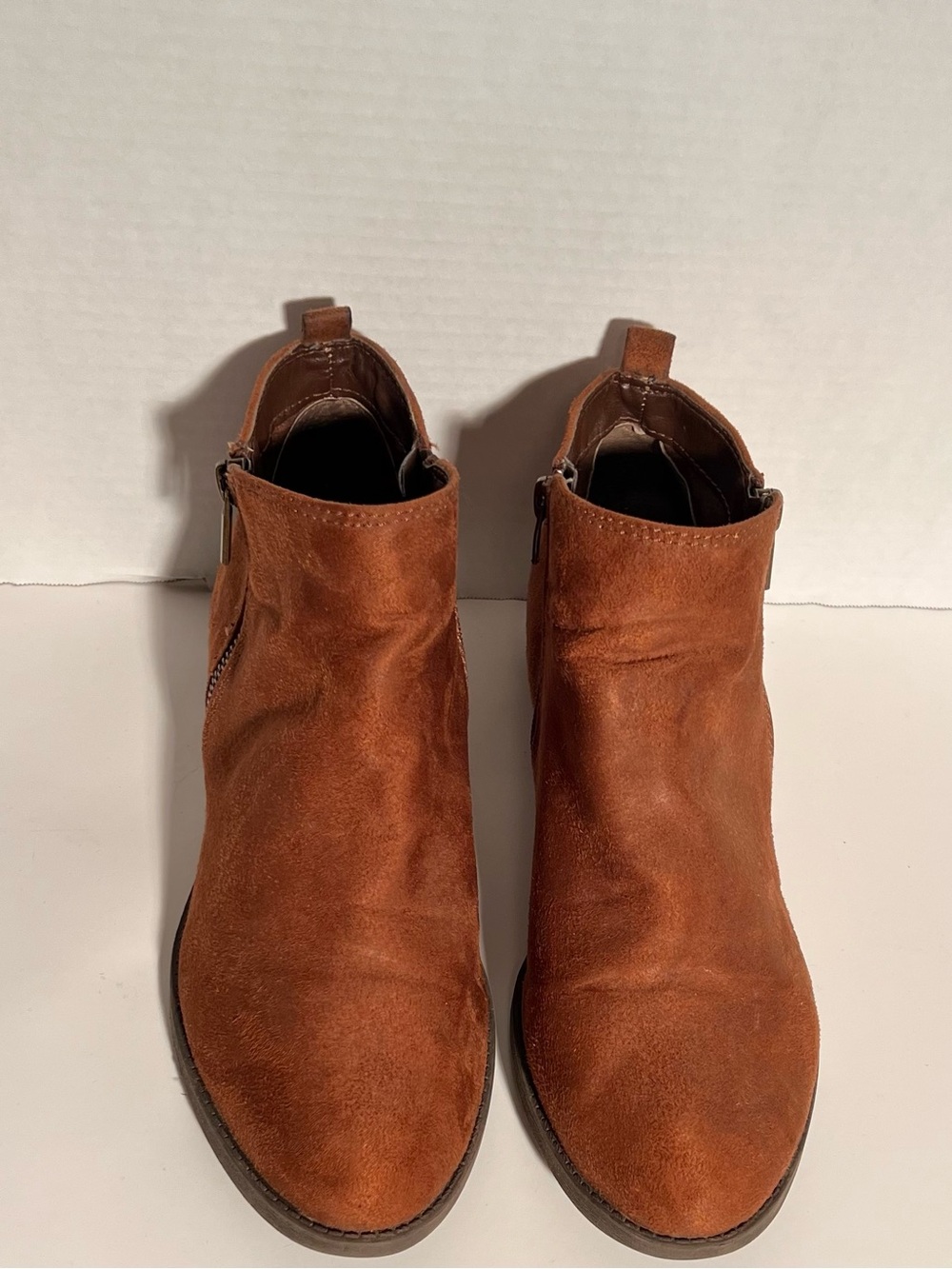 CARLOS by Carlos Santana Brie Ladies Ankle Boots Cognac Size 10M.